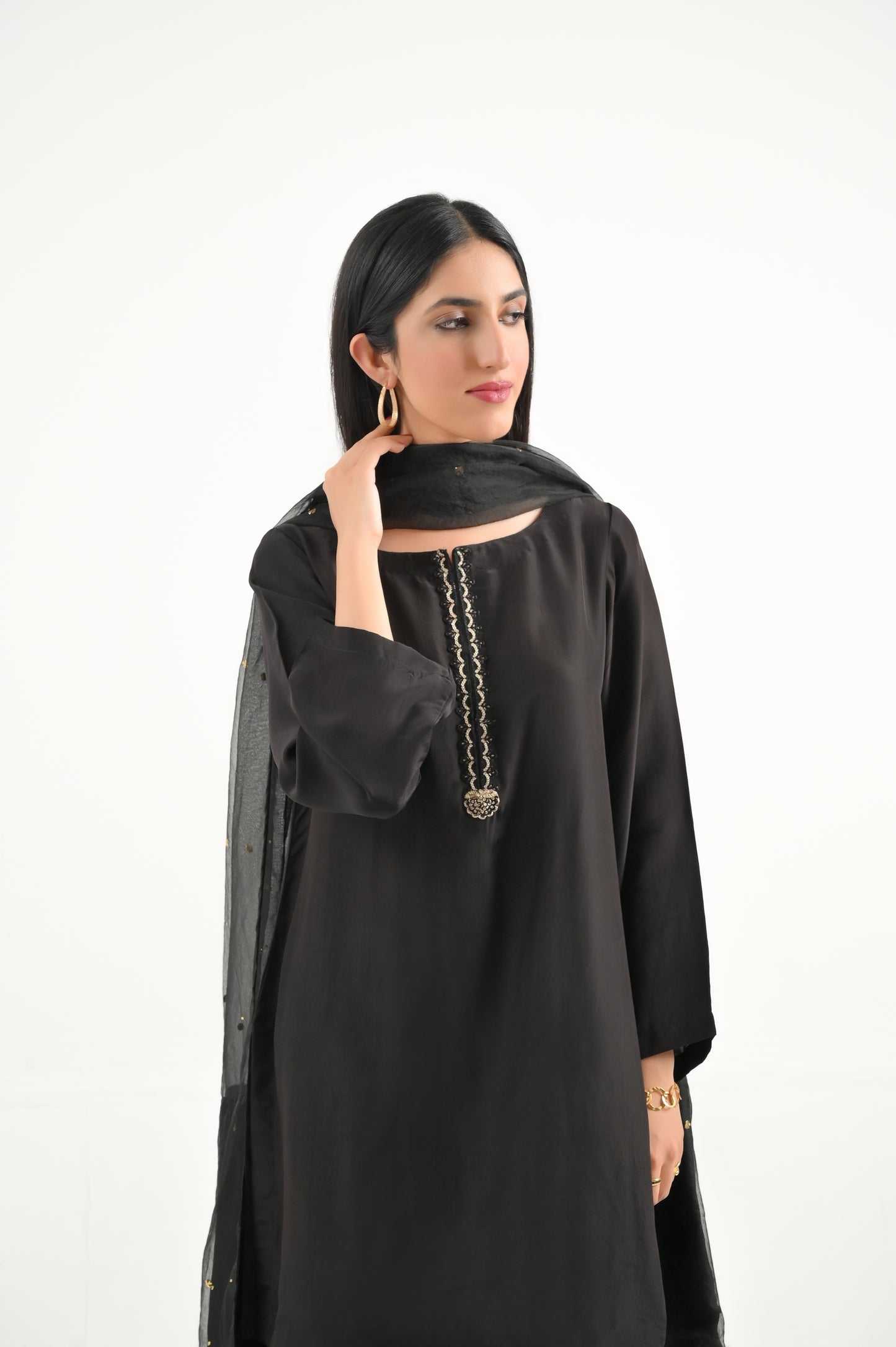 Black Onyx Farshi Set (available on LAAM)