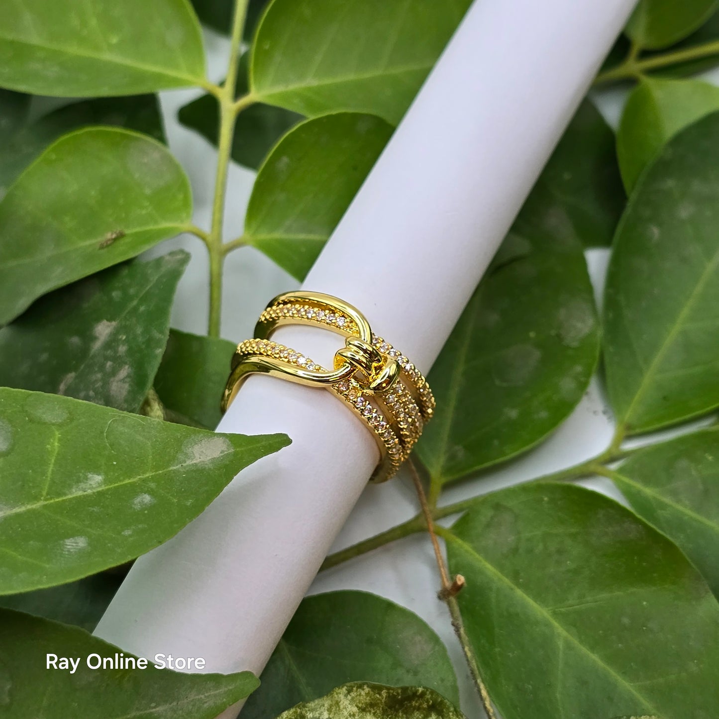 Knot Ring