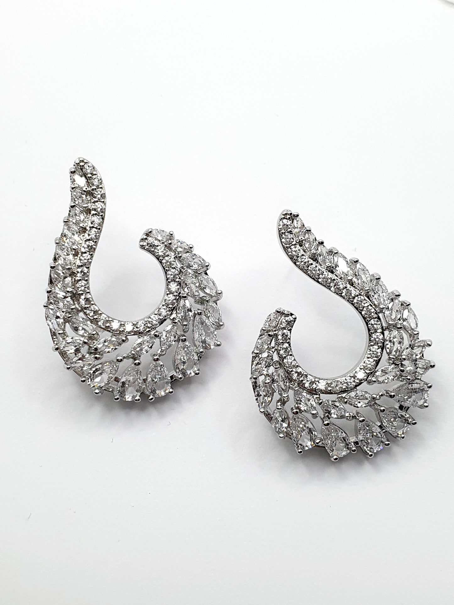 Flower Leaf Curve Earrings