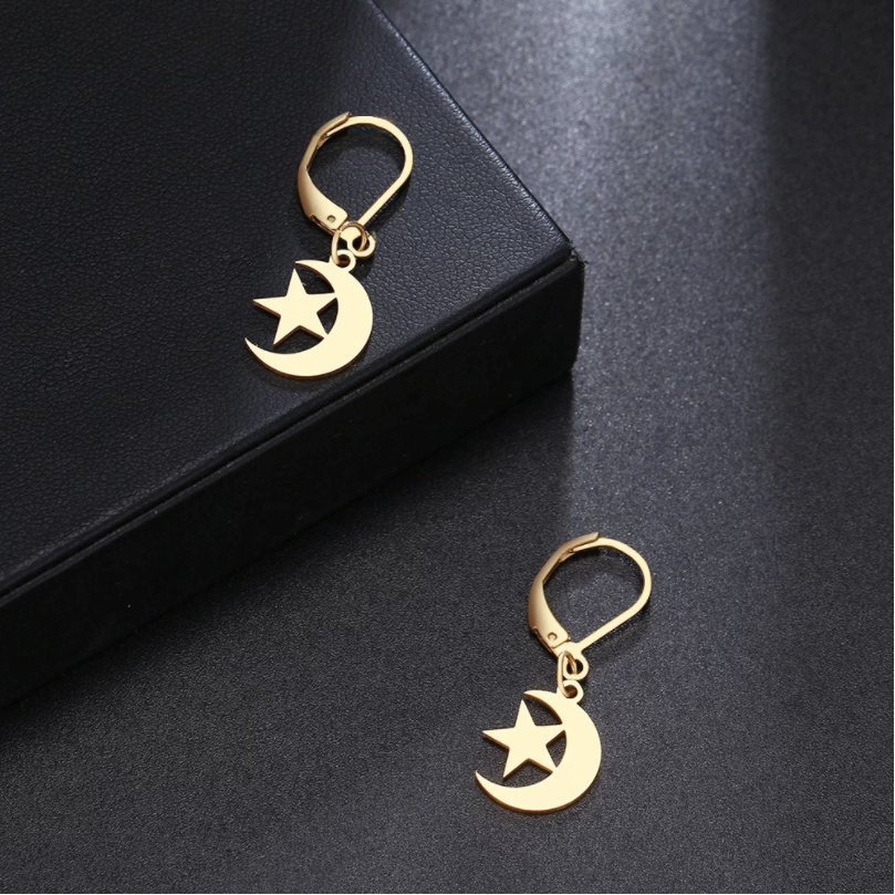Crescent Gold Dangling Earring