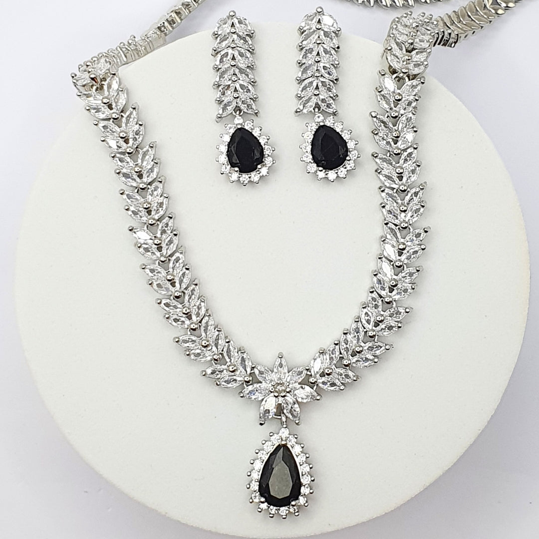 Noir Marquise Jewelry Set