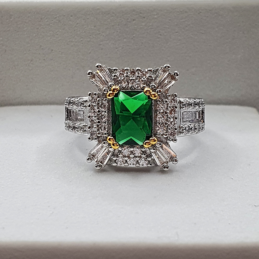 Serene Emerald Ring