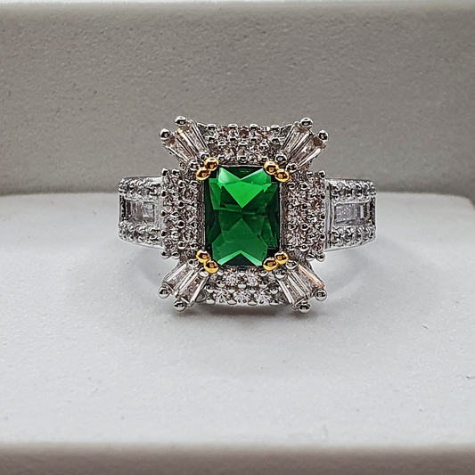 Serene Emerald Ring