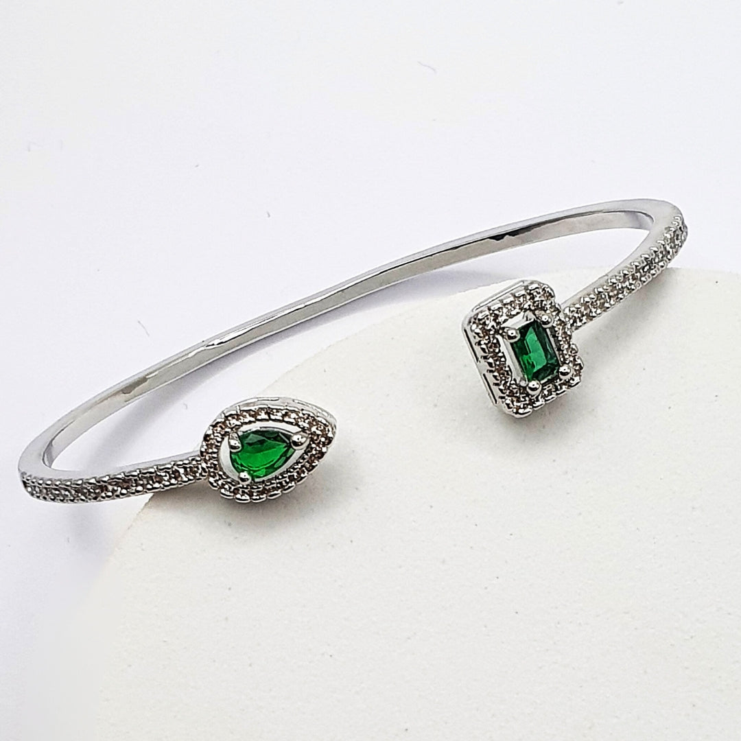 Emerald Bangle (Resizable)