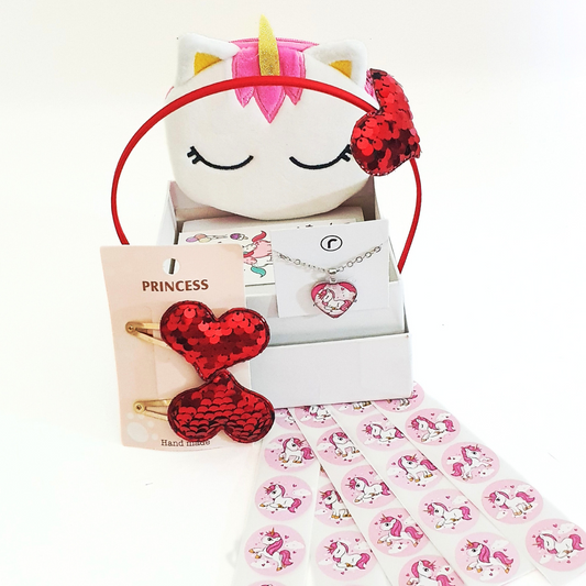 Red Heart Gift Box