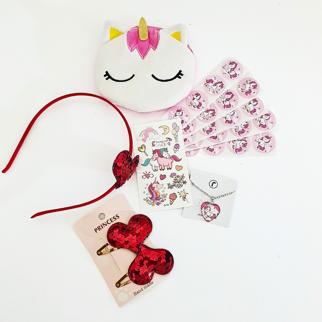 Red Heart Gift Box