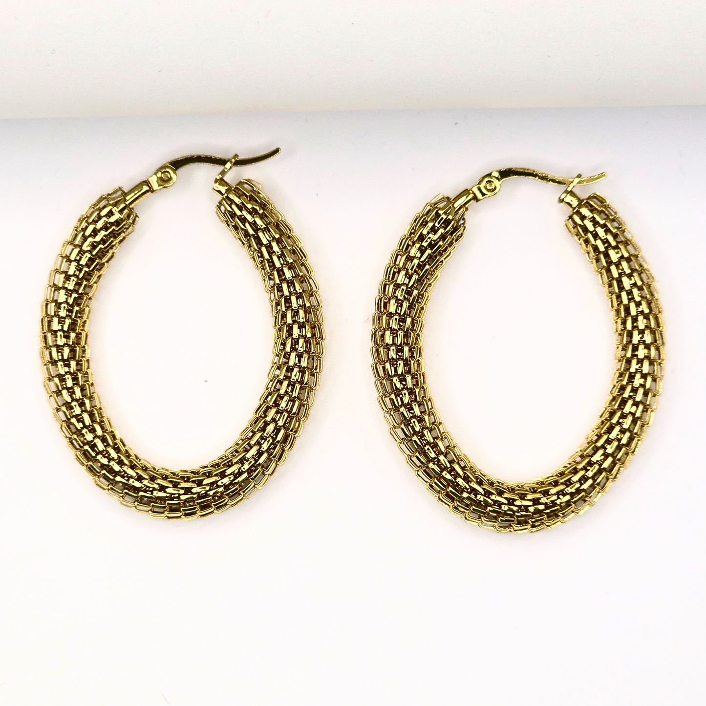 Oval Mesh Hoops