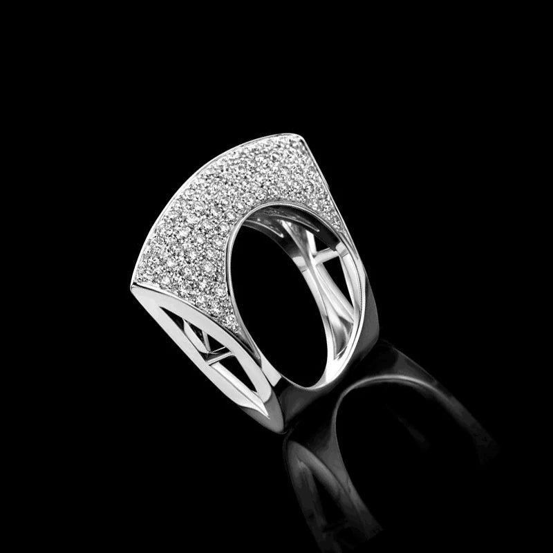 Hollow Edged Zircon Ring