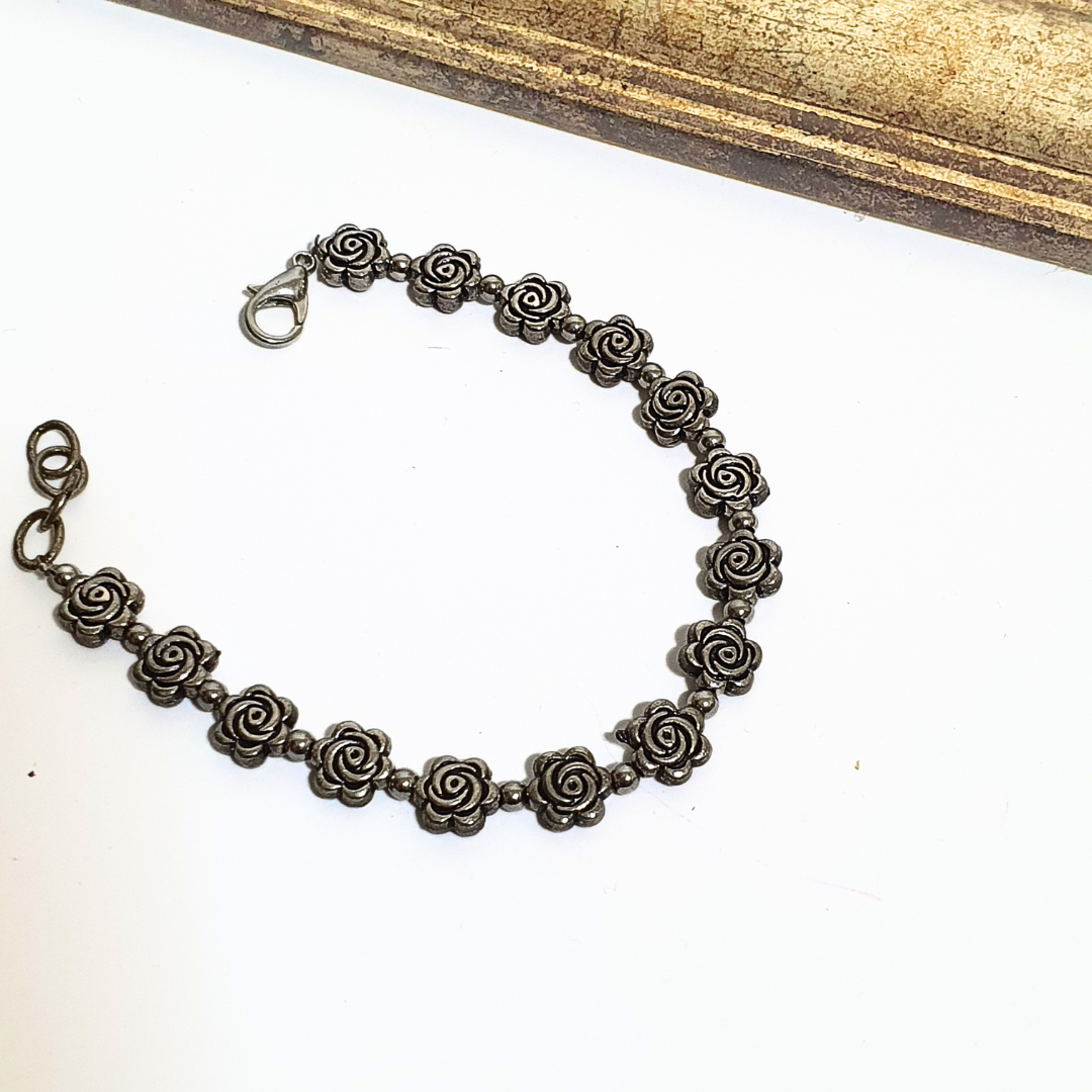 Oxidixed Rose Chain Bracelet