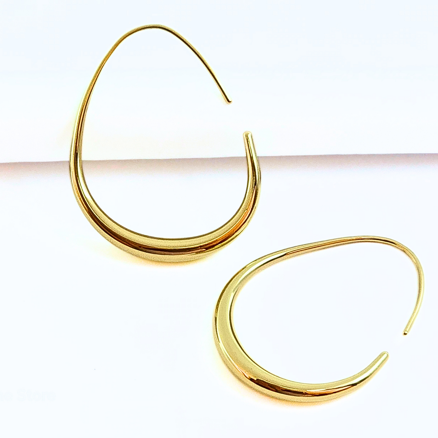 Oval Drop Hoop