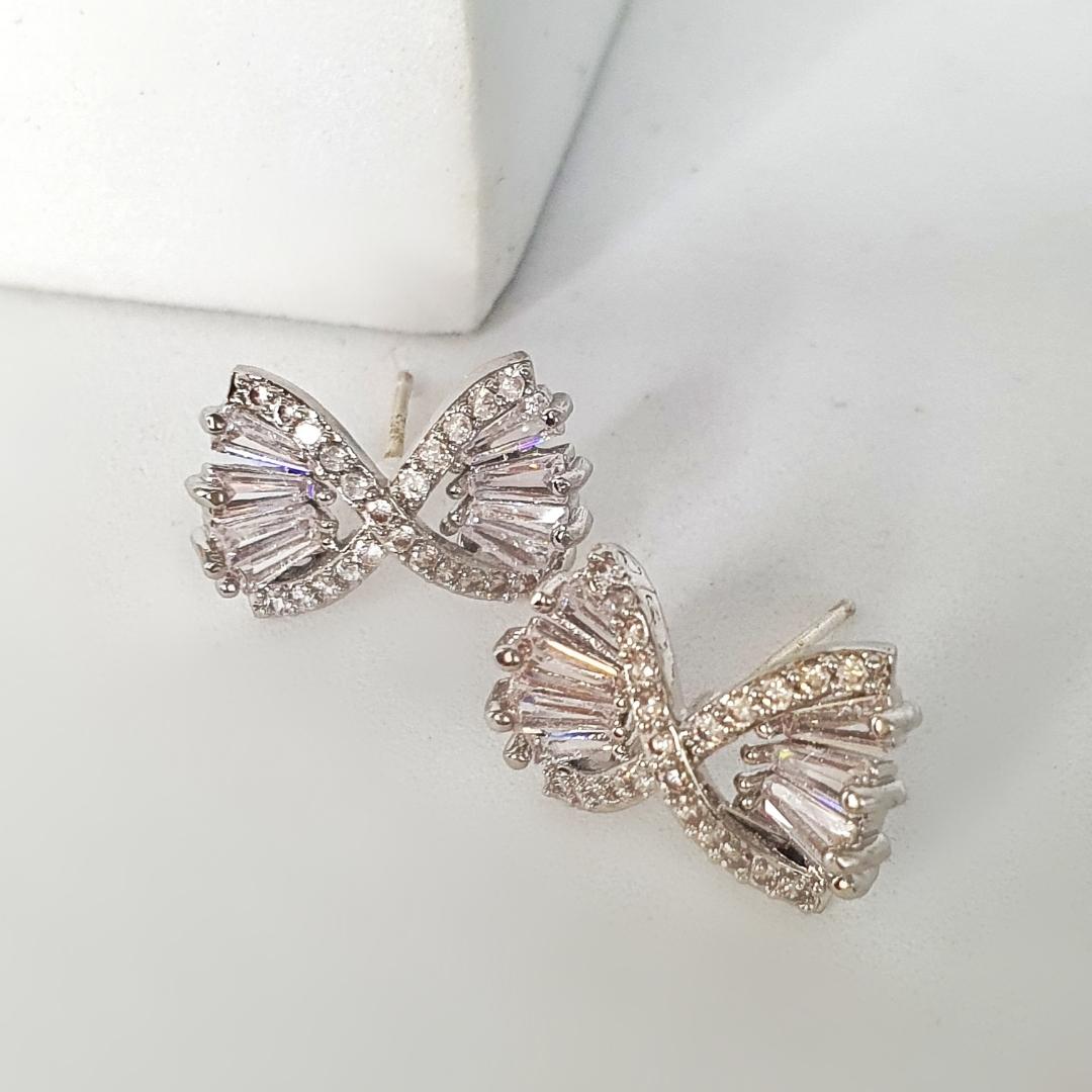 Wavy Bow Earrings