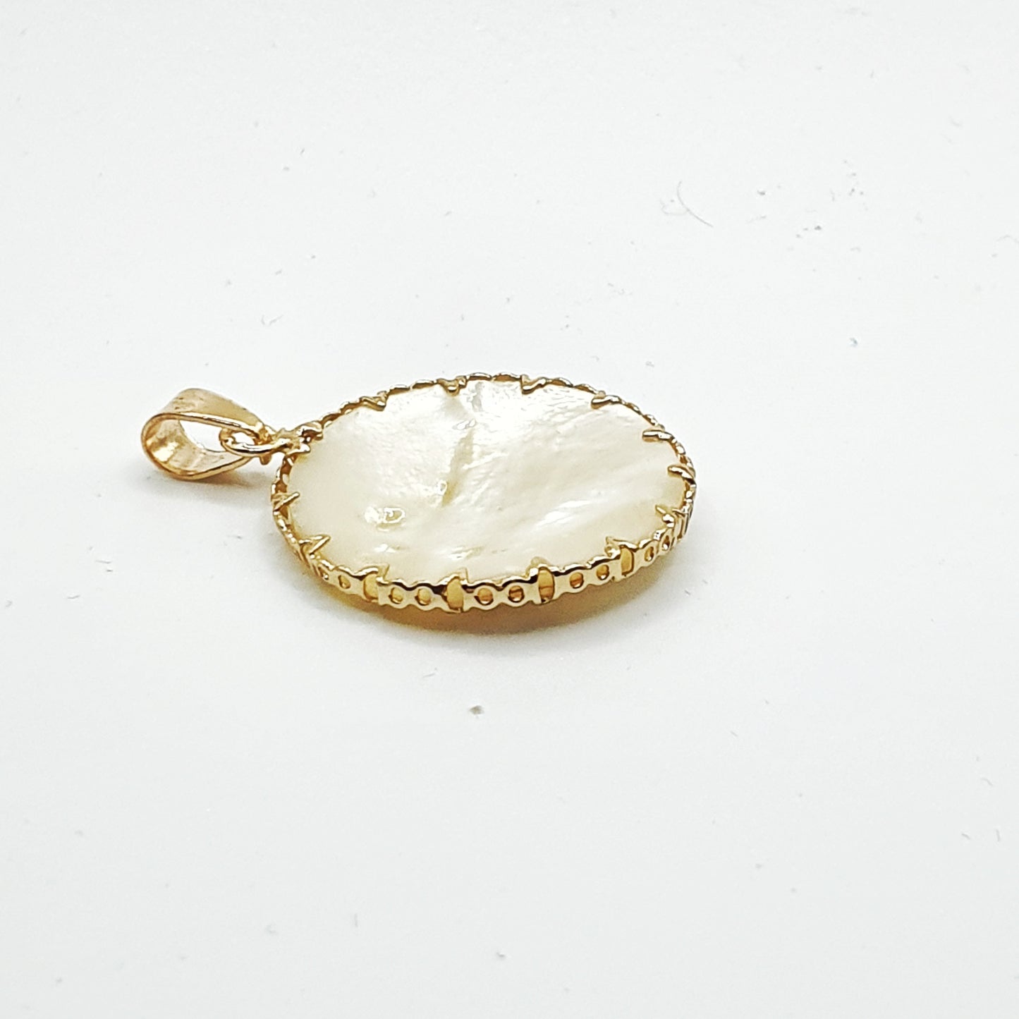 Handcrafted Natural Shell Pendant (Chain Included)