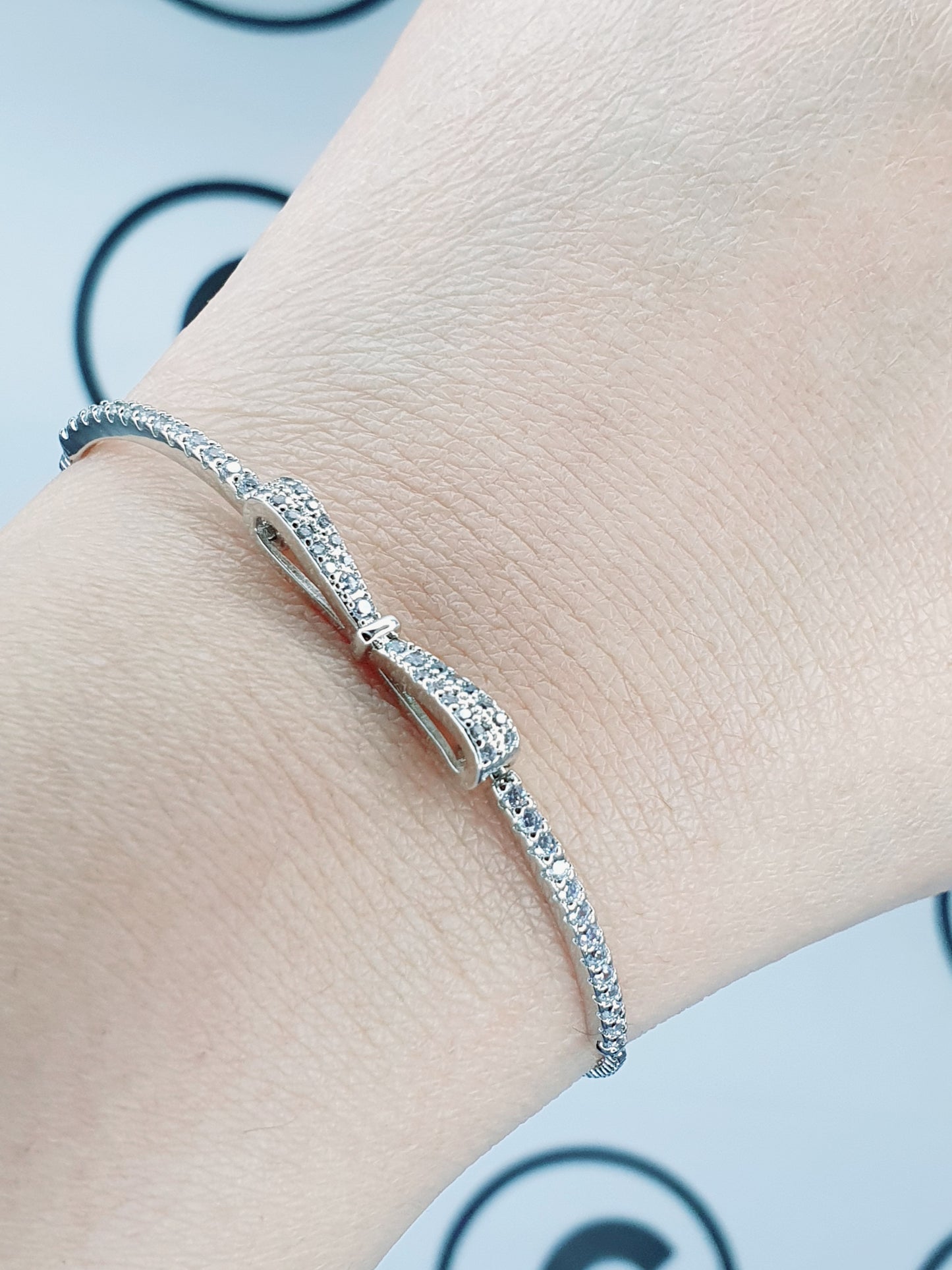 Silver Bow Zircon Bracelet