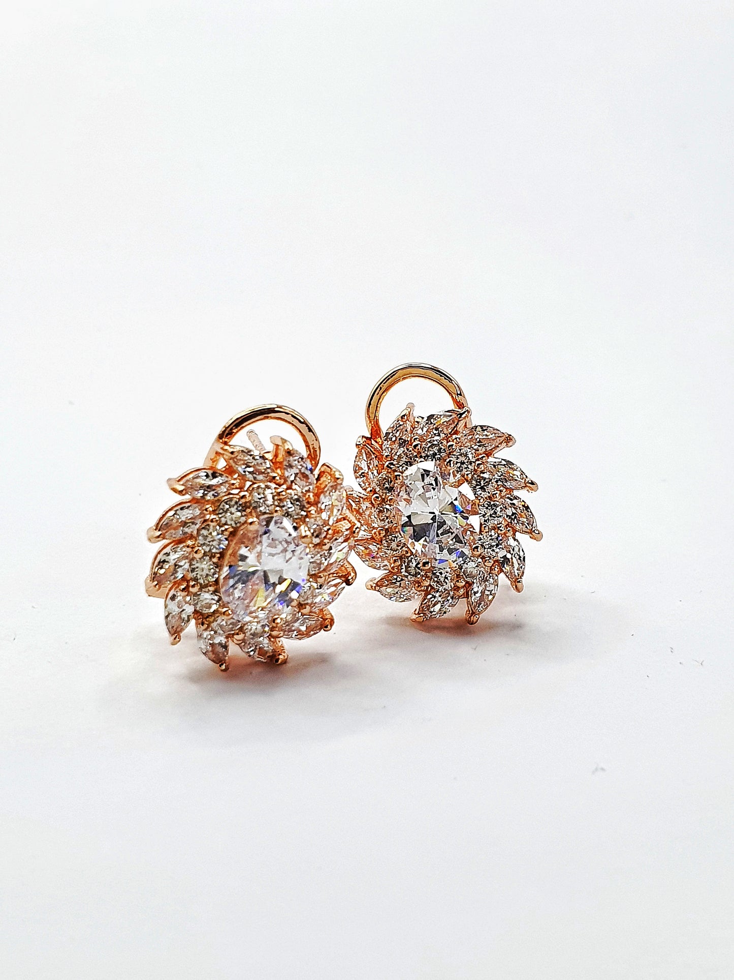 Oval Rose Gold-plated Zircon Studs