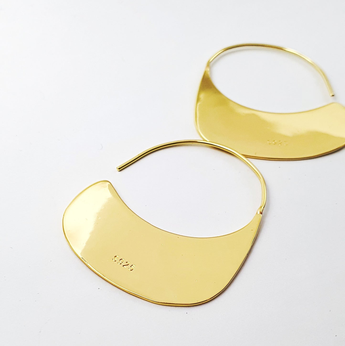 Flat Contemporary Hoops