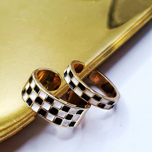 Checkerette Ring Set