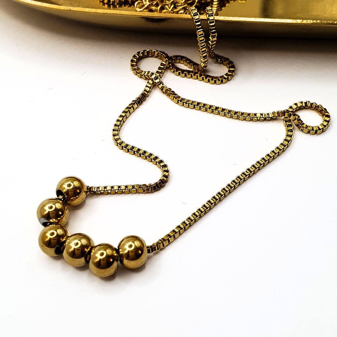 Gold Pebble Necklace