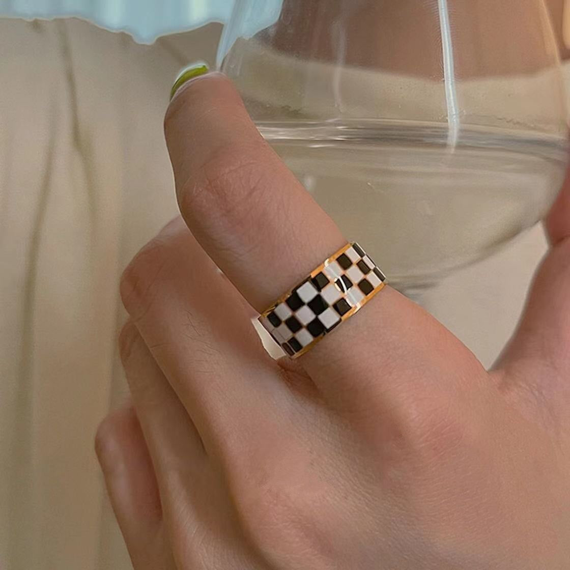 Checkered Ring (Adjustable)