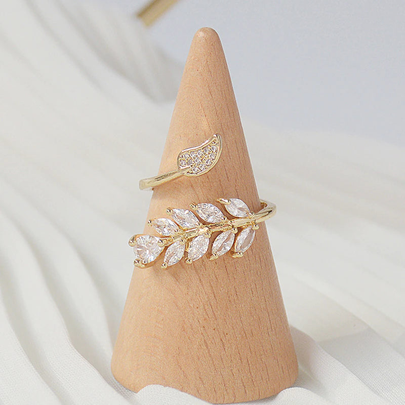 Leaf Twine Ring (Adjustable)