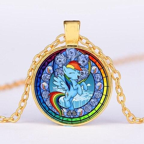 Unicorn Medallion Necklace: Rainbow Dash