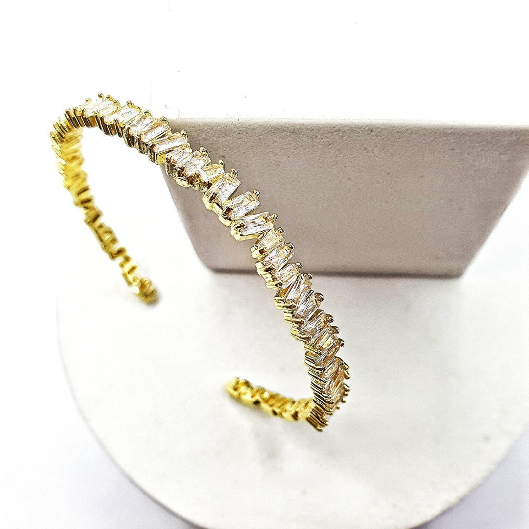 Irregular Zircon Bangle