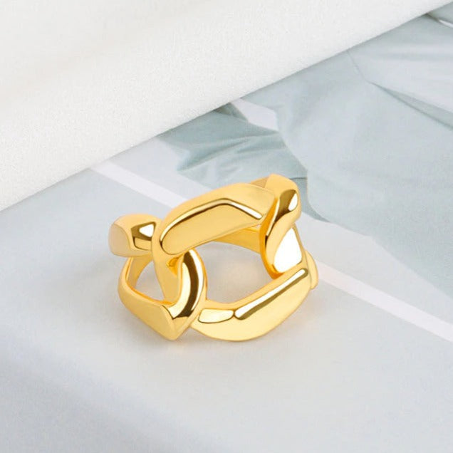 Exaggerated Chain Ring