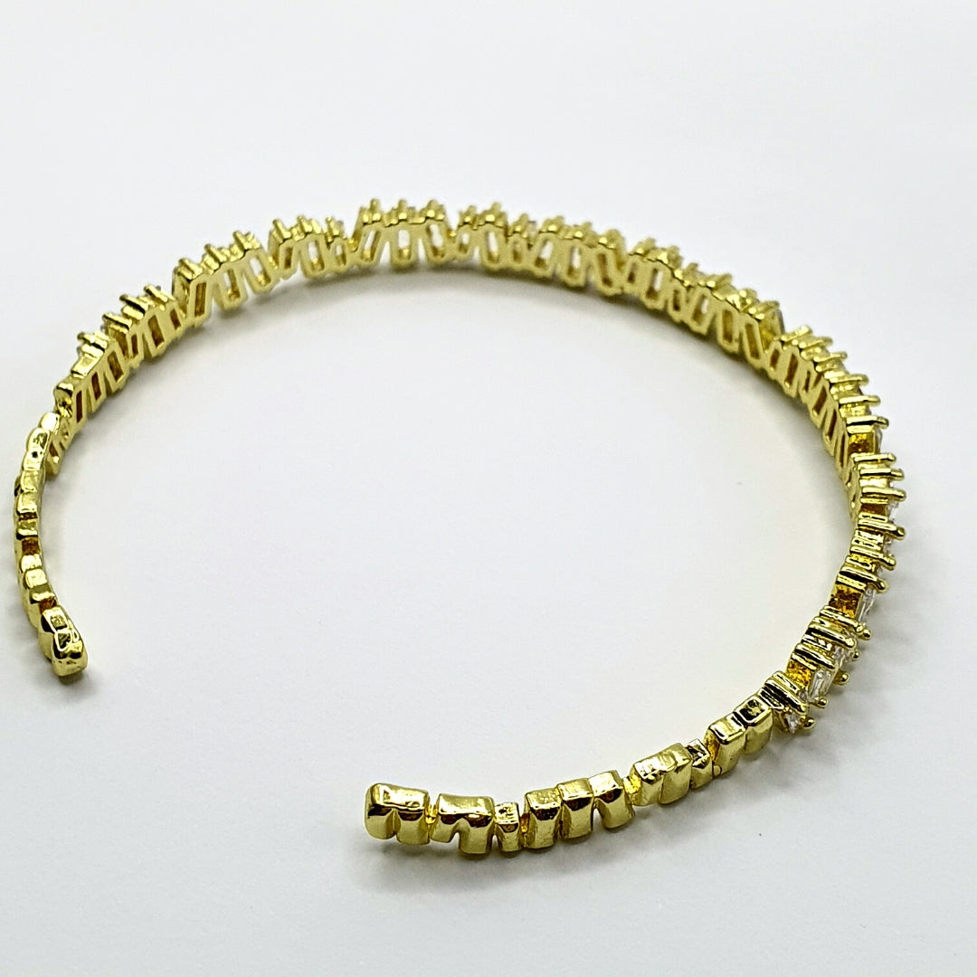 Irregular Zircon Bangle