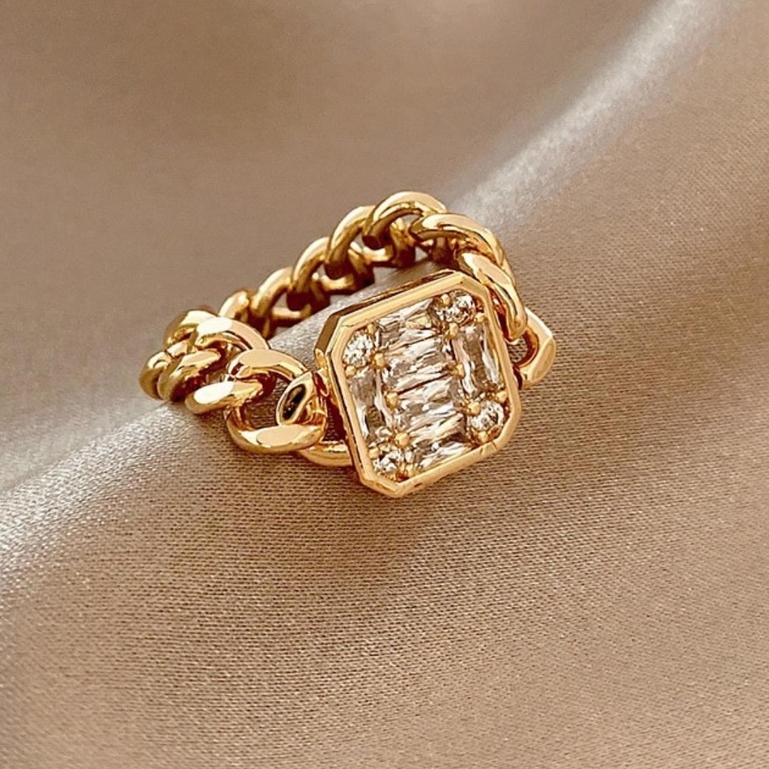 Square Crystal Chain Ring