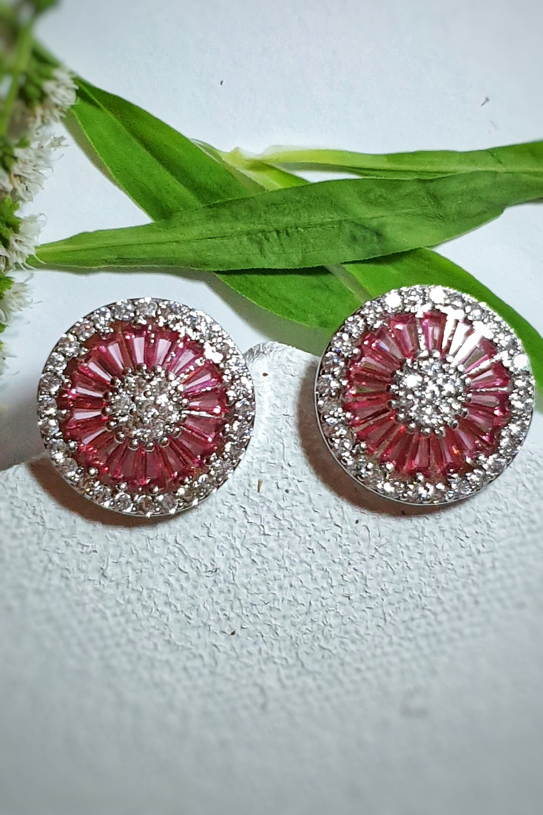 Green and White Zircon Round Earrings
