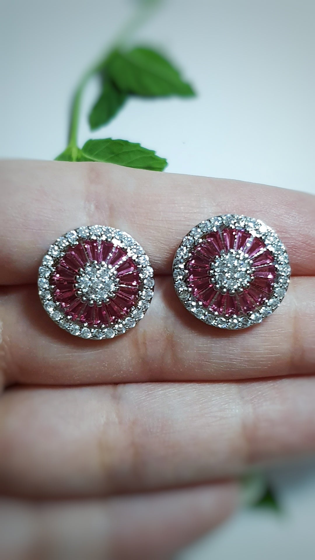 Green and White Zircon Round Earrings