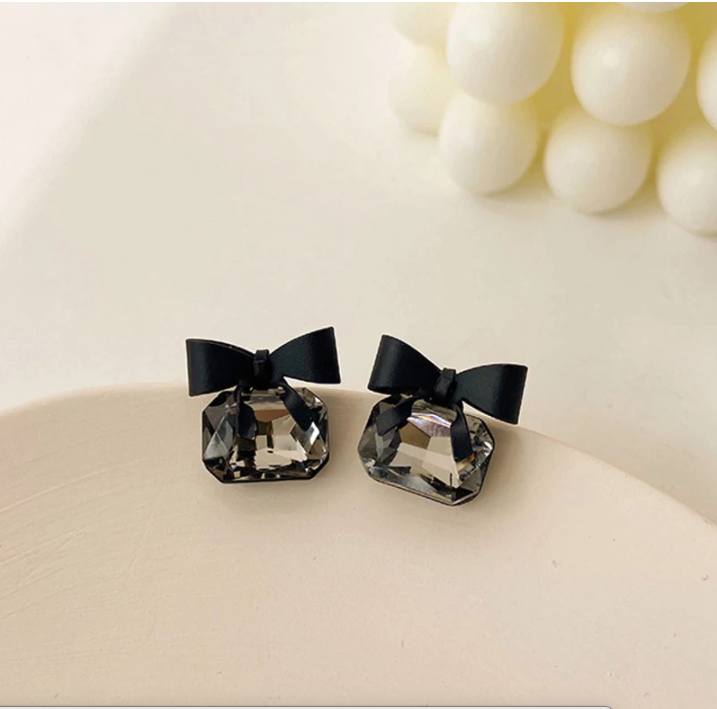 Bow Knot Earrings