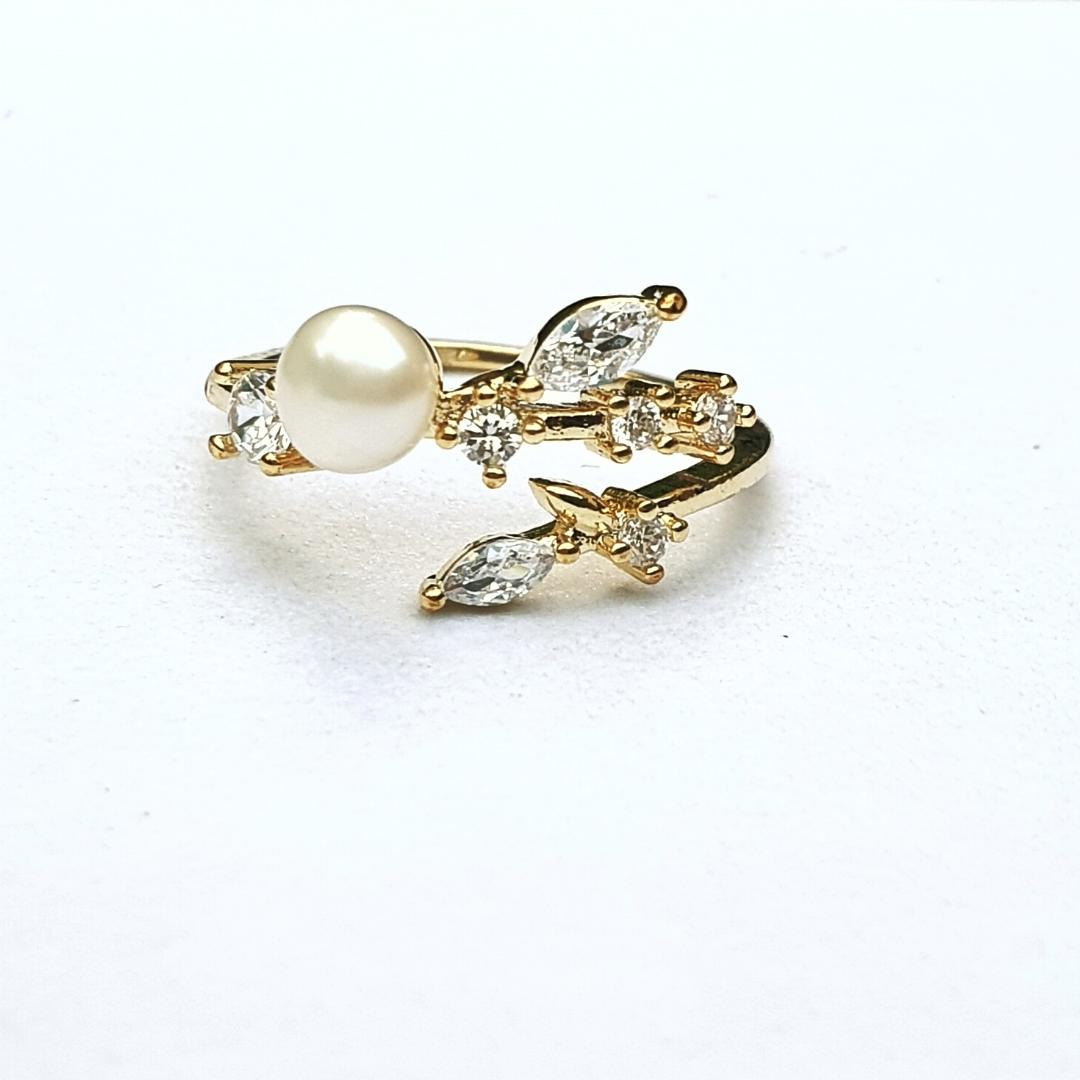 Fresh Water Pearl Perched Ring (Resizable)